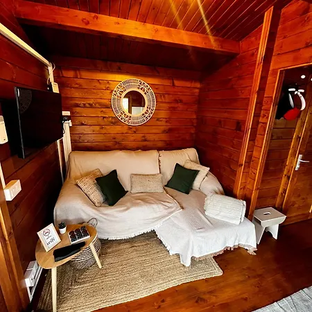 Betenama - Rustic Hideaway With Pool & Garden 別荘 Tesbabo